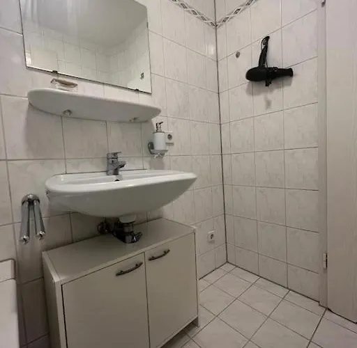 Lichtung - *wlan**netflix**stadion-nah* Apartamento